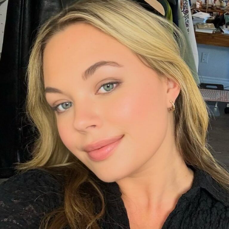 Bella Grimm